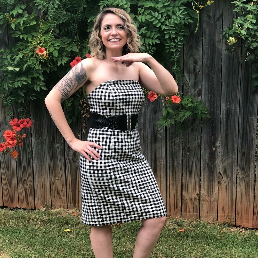 Go International Size 12 Houndstooth Dress